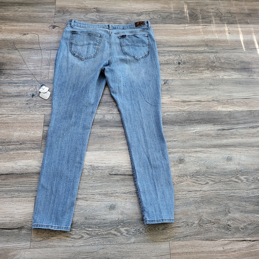 Lee Slim Fit Jeans - Picture 3 of 10